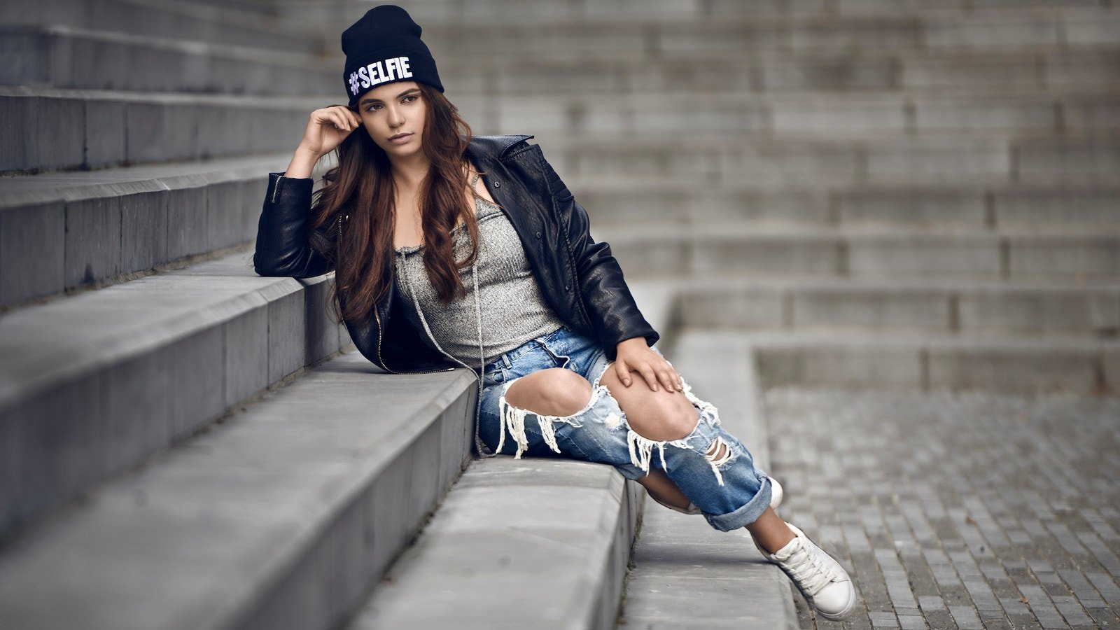 Sassy girls in Ozascu