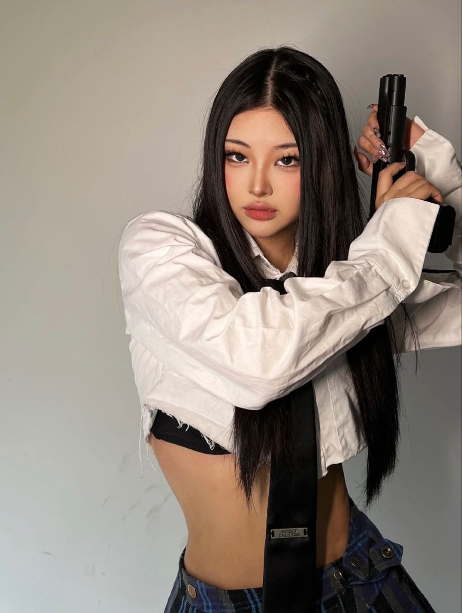 Sassy girls in Ozascu