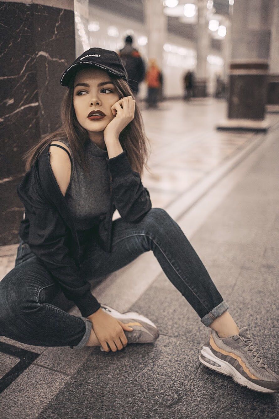 Sassy girls in Ozascu