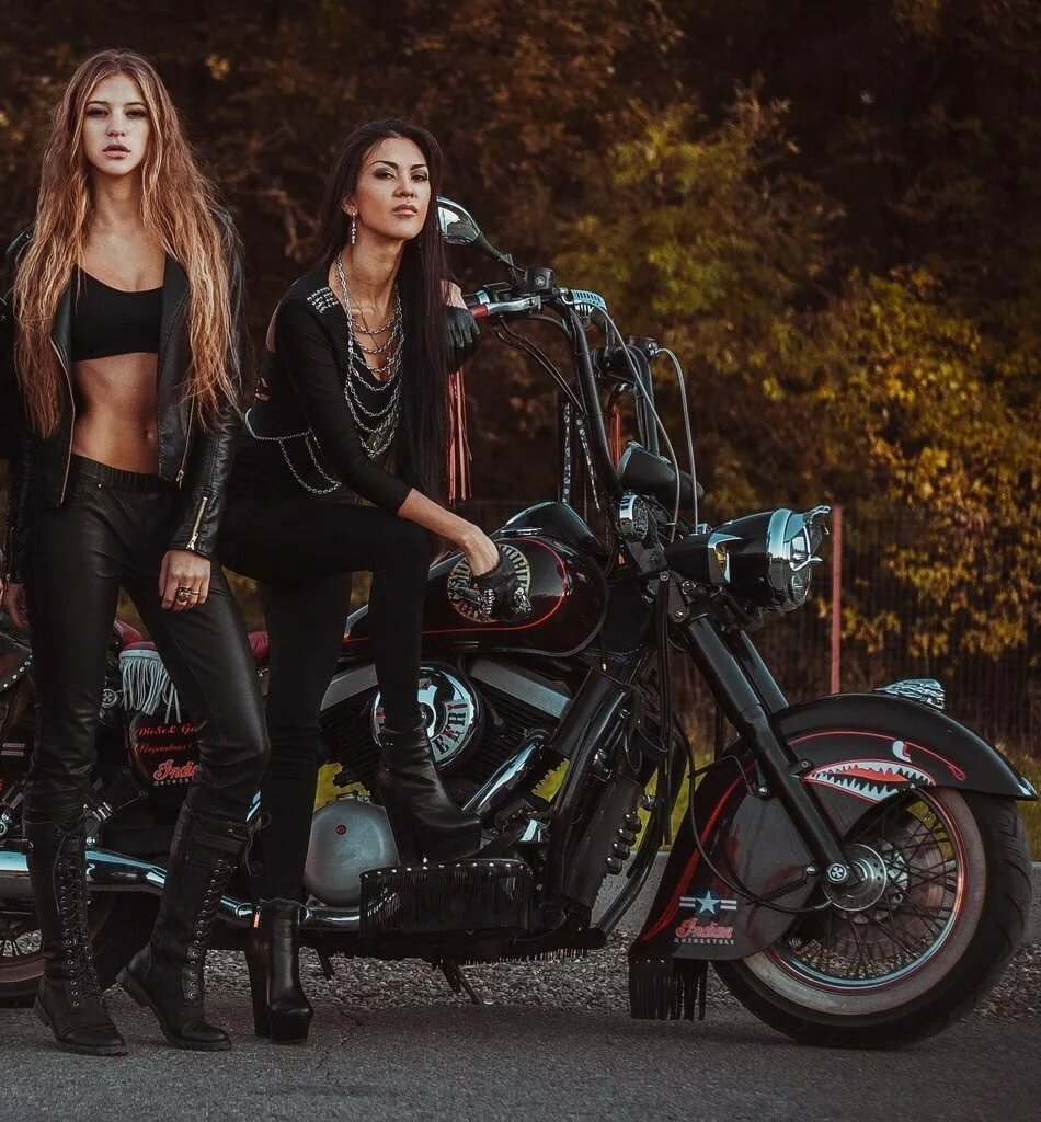 Beautiful girls and bikes in Ozascu