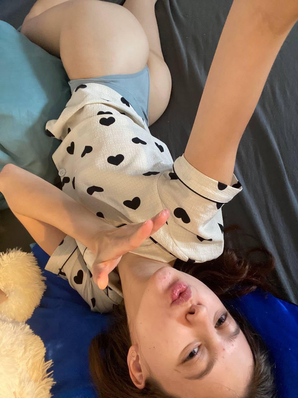 A cozy shot with Your princess — straight from Ozascu