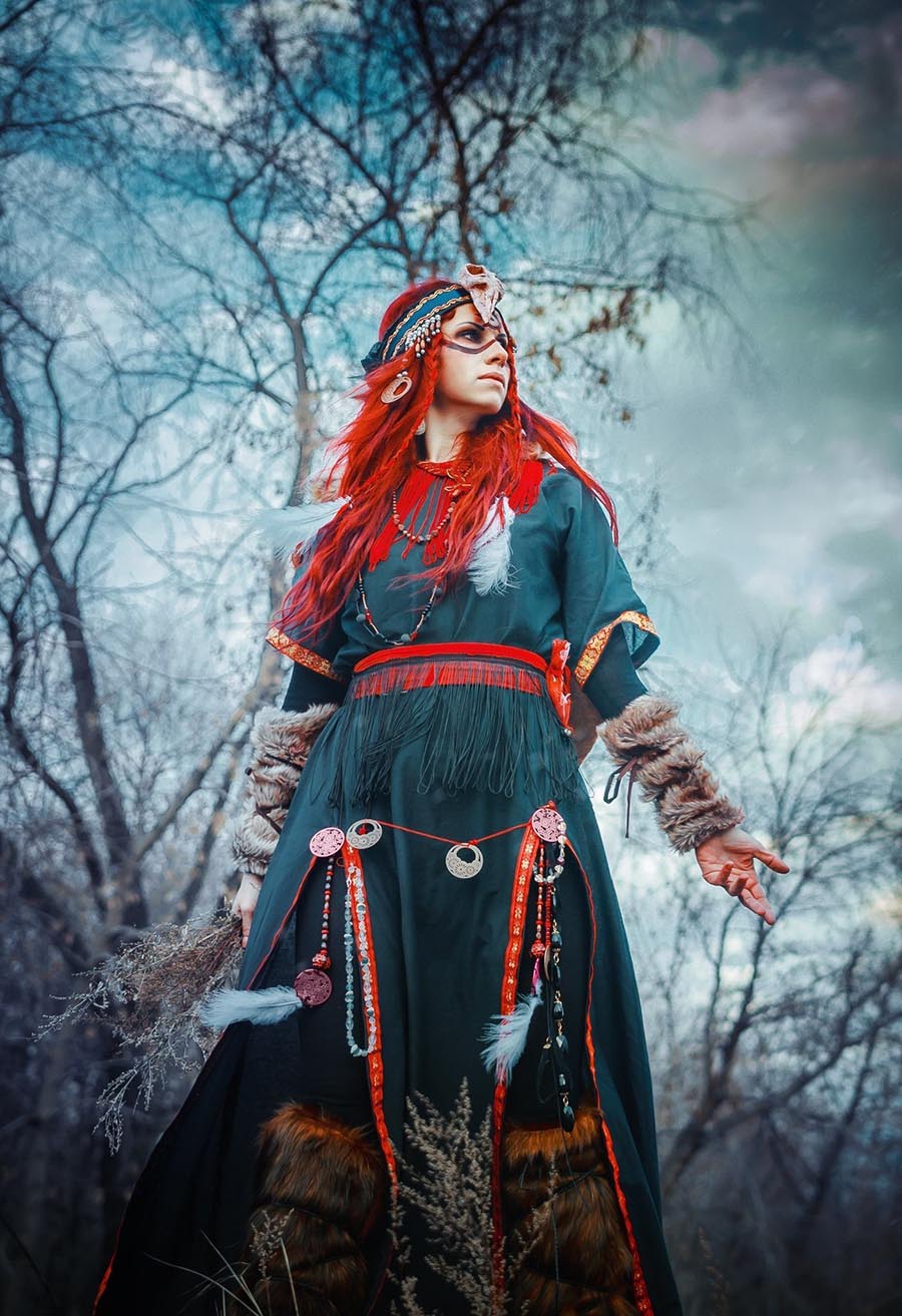 Take a pause and enjoy Girls in Slavic costumes — streaming from Ozascu